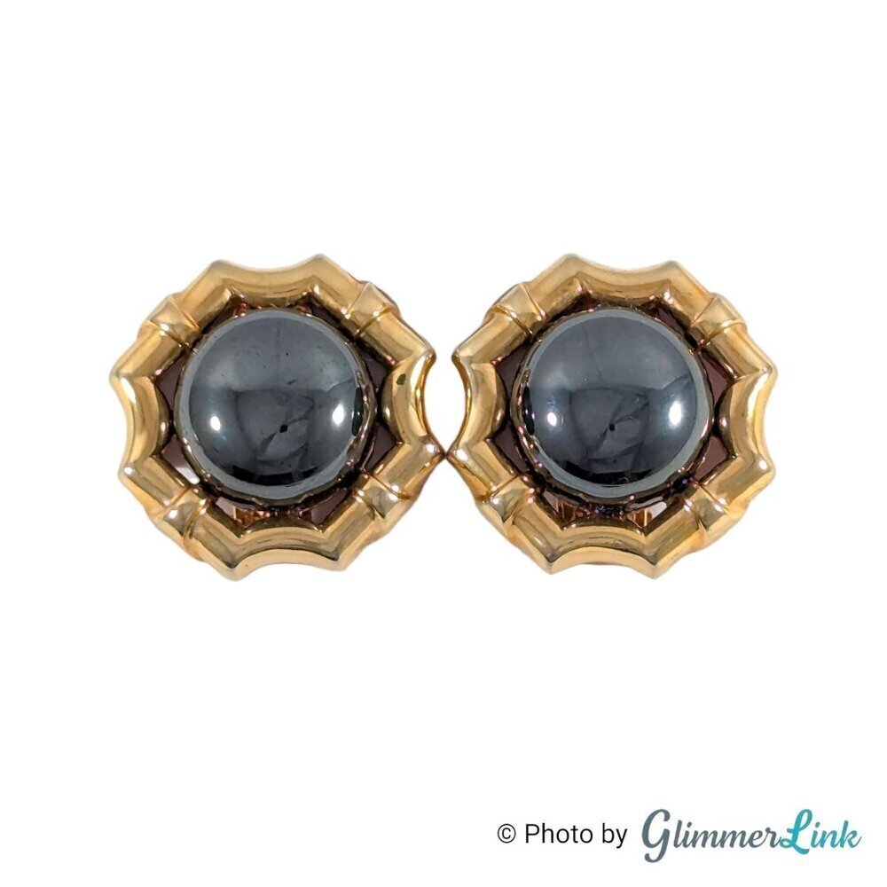 Vintage 80s Hematite Cabochon Scalloped Gold Tone Frame Clip-On Earrings